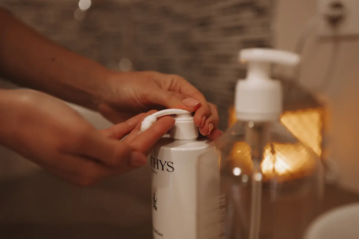 Soin du visage professionnel avec produits Sothys